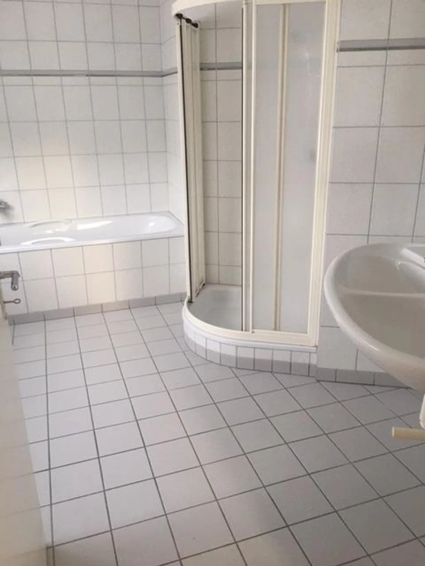 Grosszügige 4.5-Zimmer-Hochparterre-Eigentumswhg. mit Gartensitzplatz - Foto 6 von 11