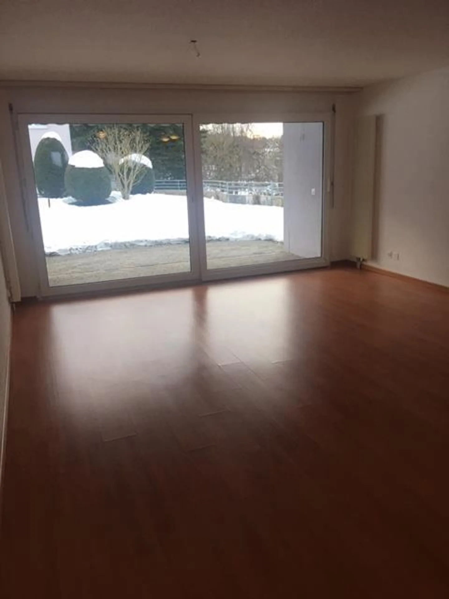 Grosszügige 4.5-Zimmer-Hochparterre-Eigentumswhg. mit Gartensitzplatz - Foto 9 von 11