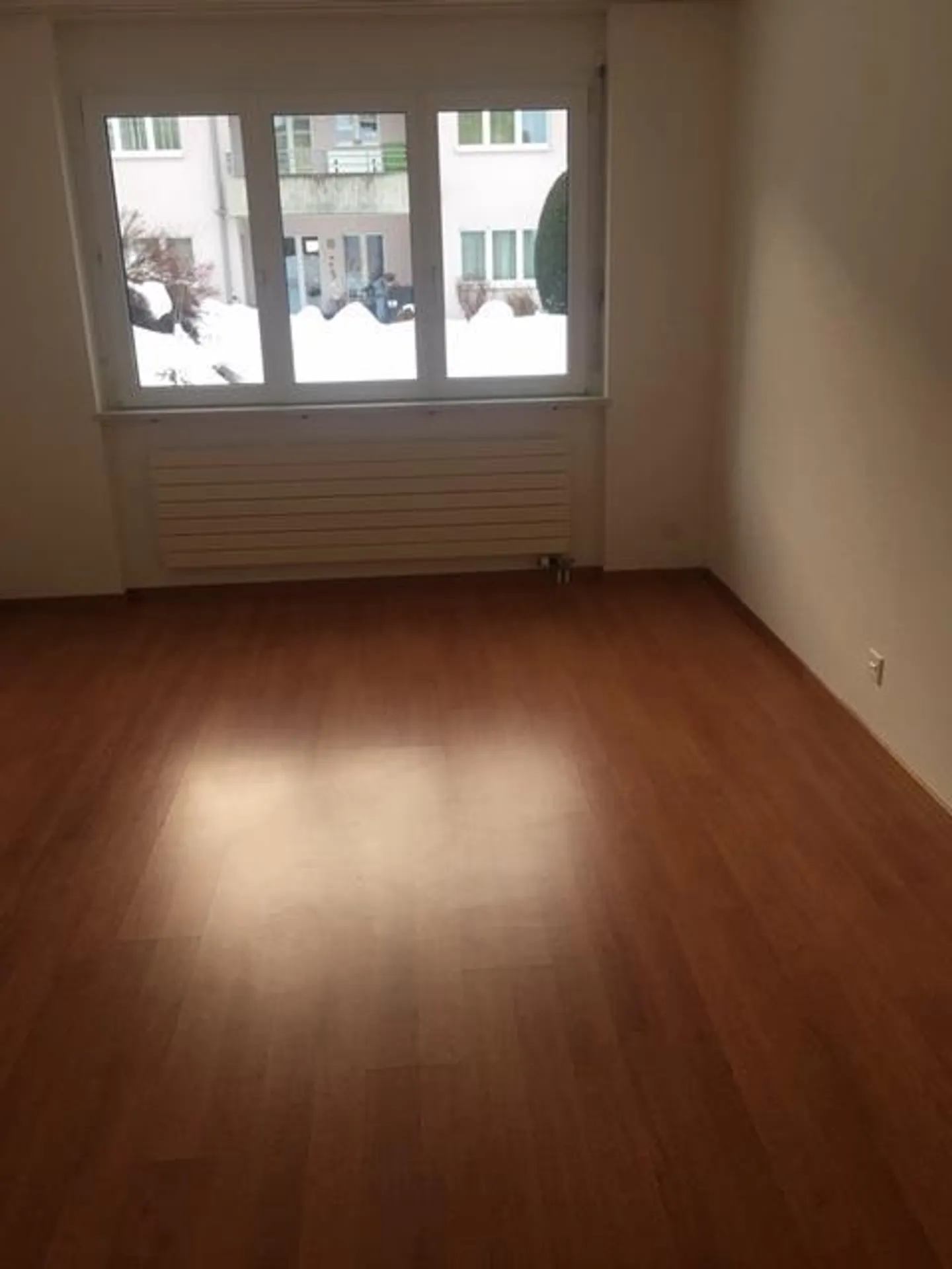 Grosszügige 4.5-Zimmer-Hochparterre-Eigentumswhg. mit Gartensitzplatz - Foto 11 von 11