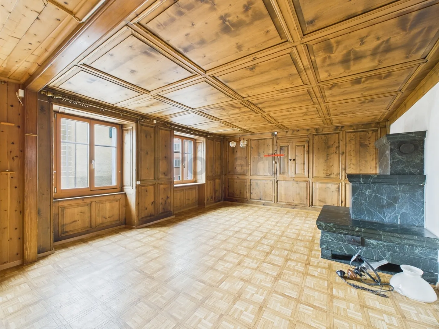 Charmante maison individuelle à Tamins avec un flair historique - Photo 2 sur 13