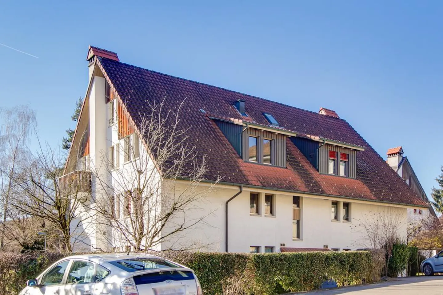 4.5 Zimmer-Maisonettewohnung in Hombrechtikon zu vermieten! - Foto 1 von 11