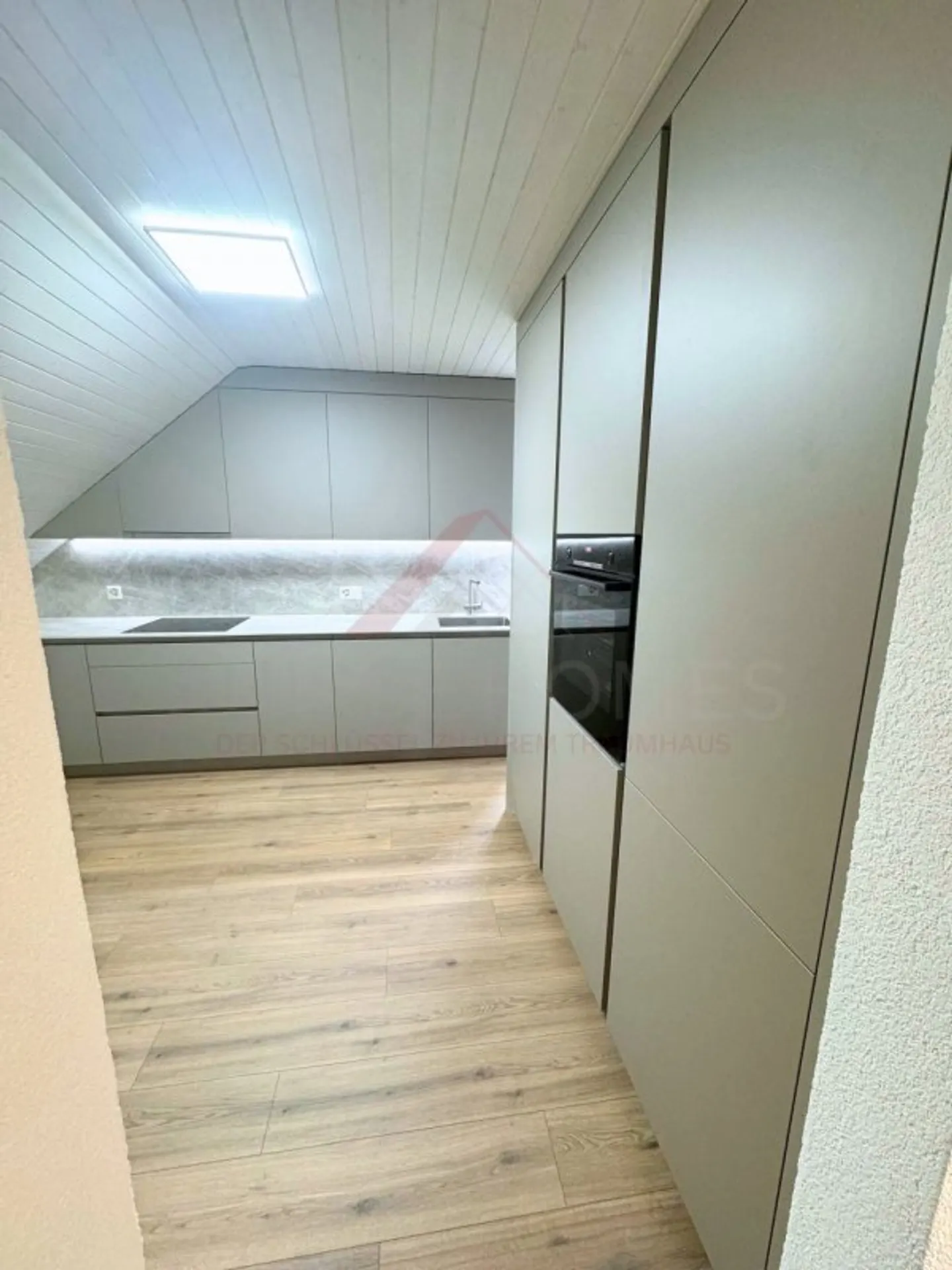 Appartamento 2.5 camere affascinante - Foto 6 di 8