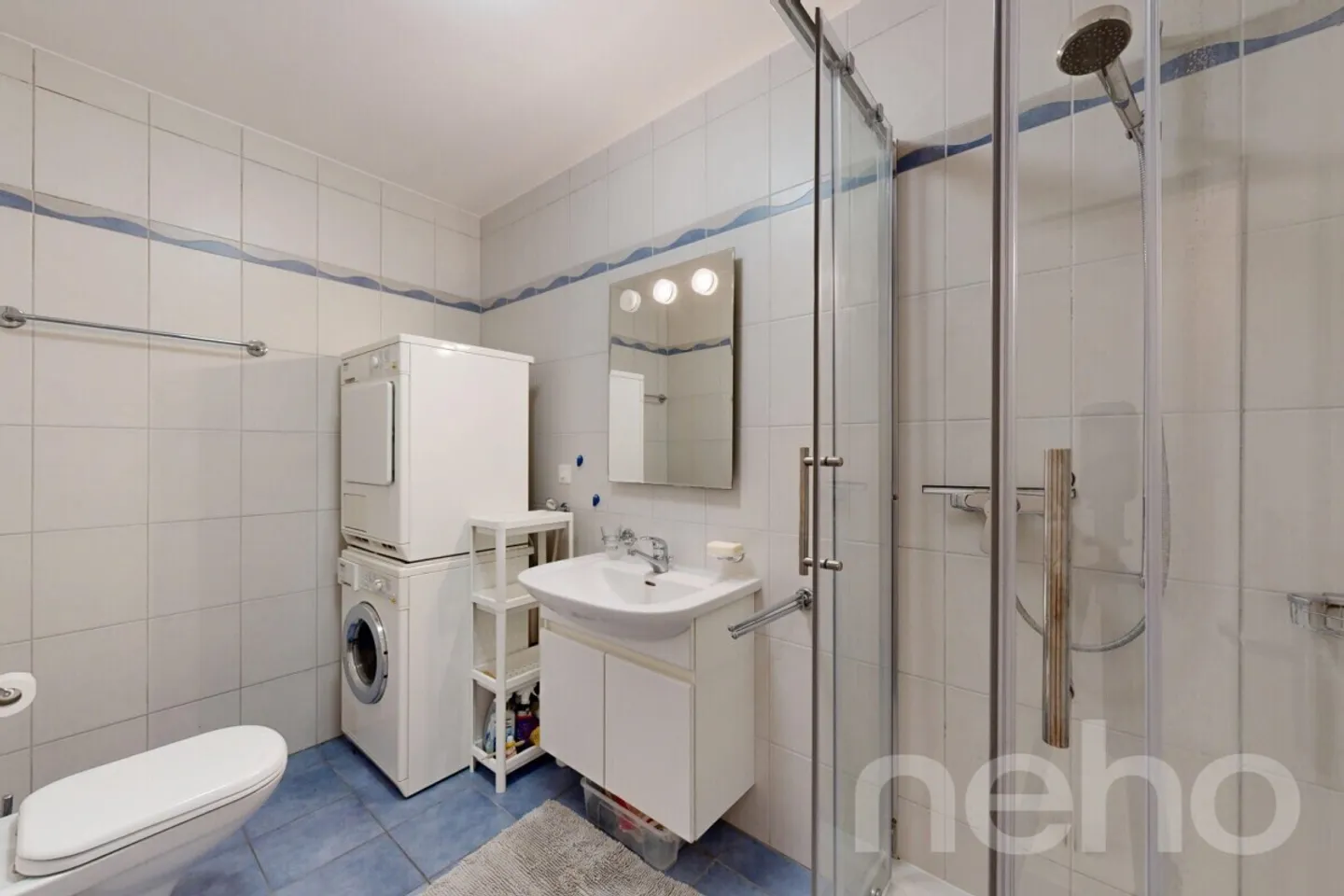 Rez-de-jardin d?exception avec piscine chauffée et vue lac?Alpes - Photo 11 sur 12