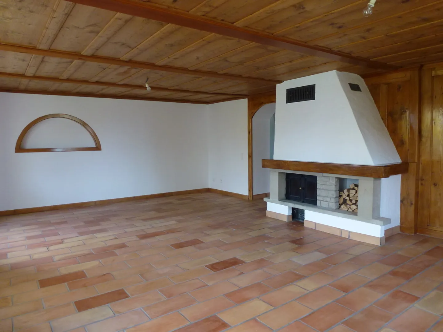 Primo pagamento dell'affitto OFFERT!!! Duplex spazioso di 6,5 stanze con terrazza - Foto 2 di 7