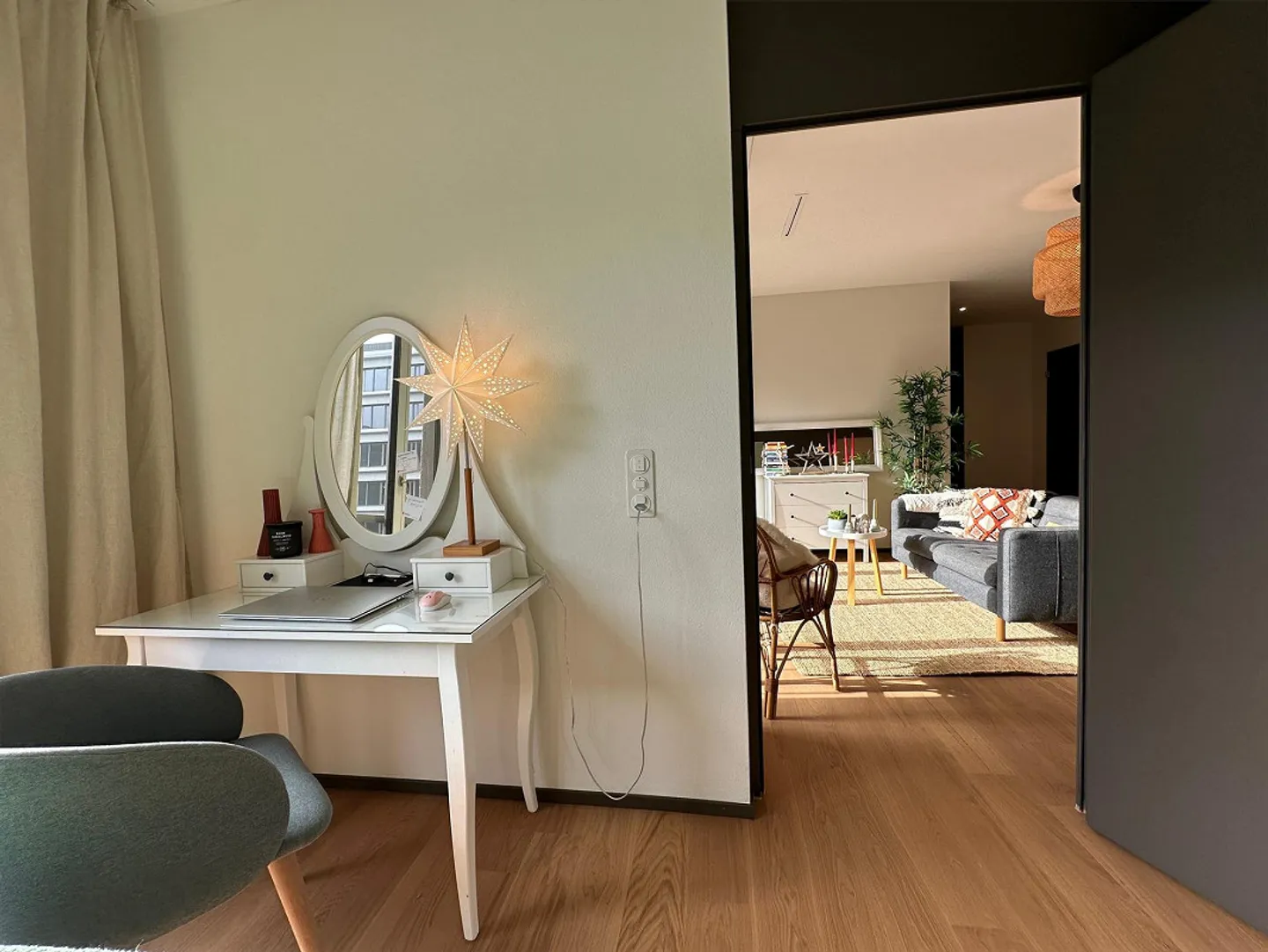Möblierte neue 2,5-Zimmer-Wohnung in Zürich Manegg - Foto 9 von 10