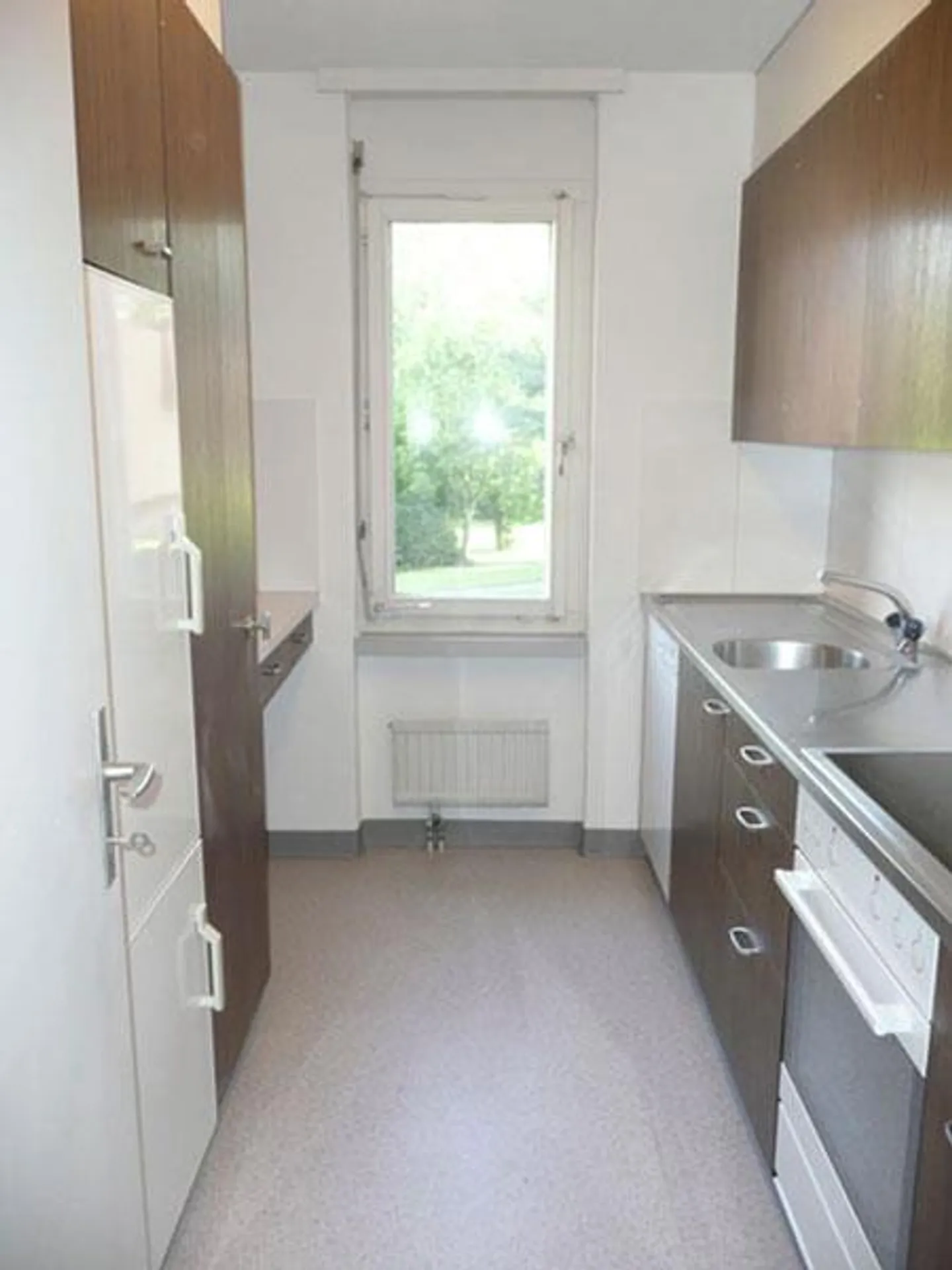 Appartement dans un quartier résidentiel calme - limité jusqu'au 31.08.2026 ! - Photo 6 sur 7