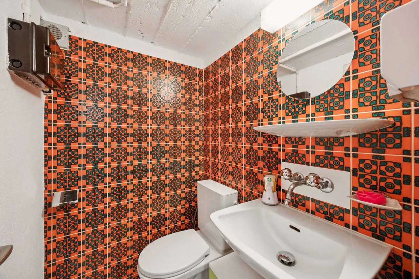 Immeuble résidentiel et commercial avec potentiel - Photo 8 sur 13