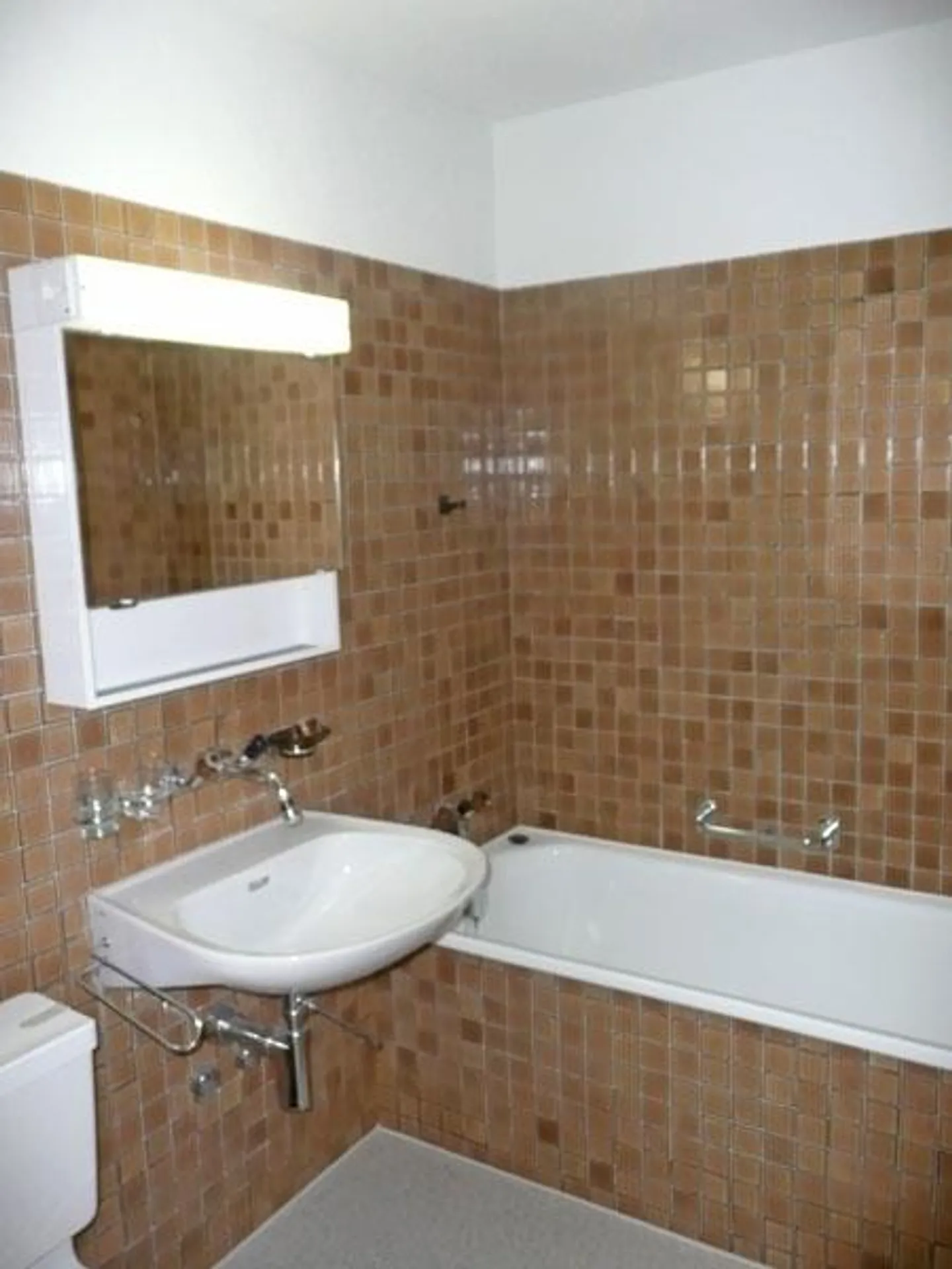 Appartement dans un quartier résidentiel calme - limité jusqu'au 31.08.2026 ! - Photo 7 sur 7