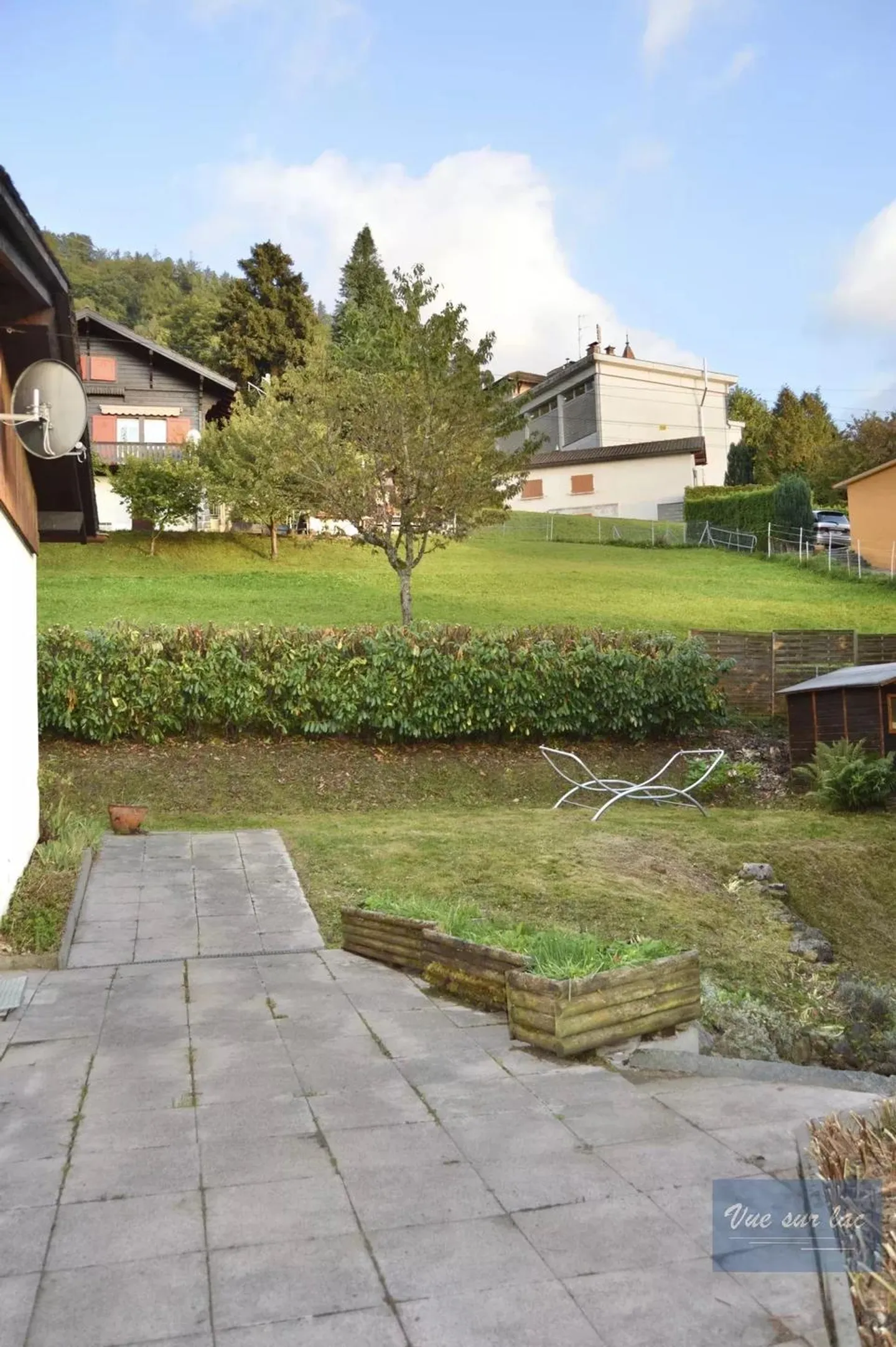 Maison familiale des années 60, vue sur lac. - Foto 8 von 13