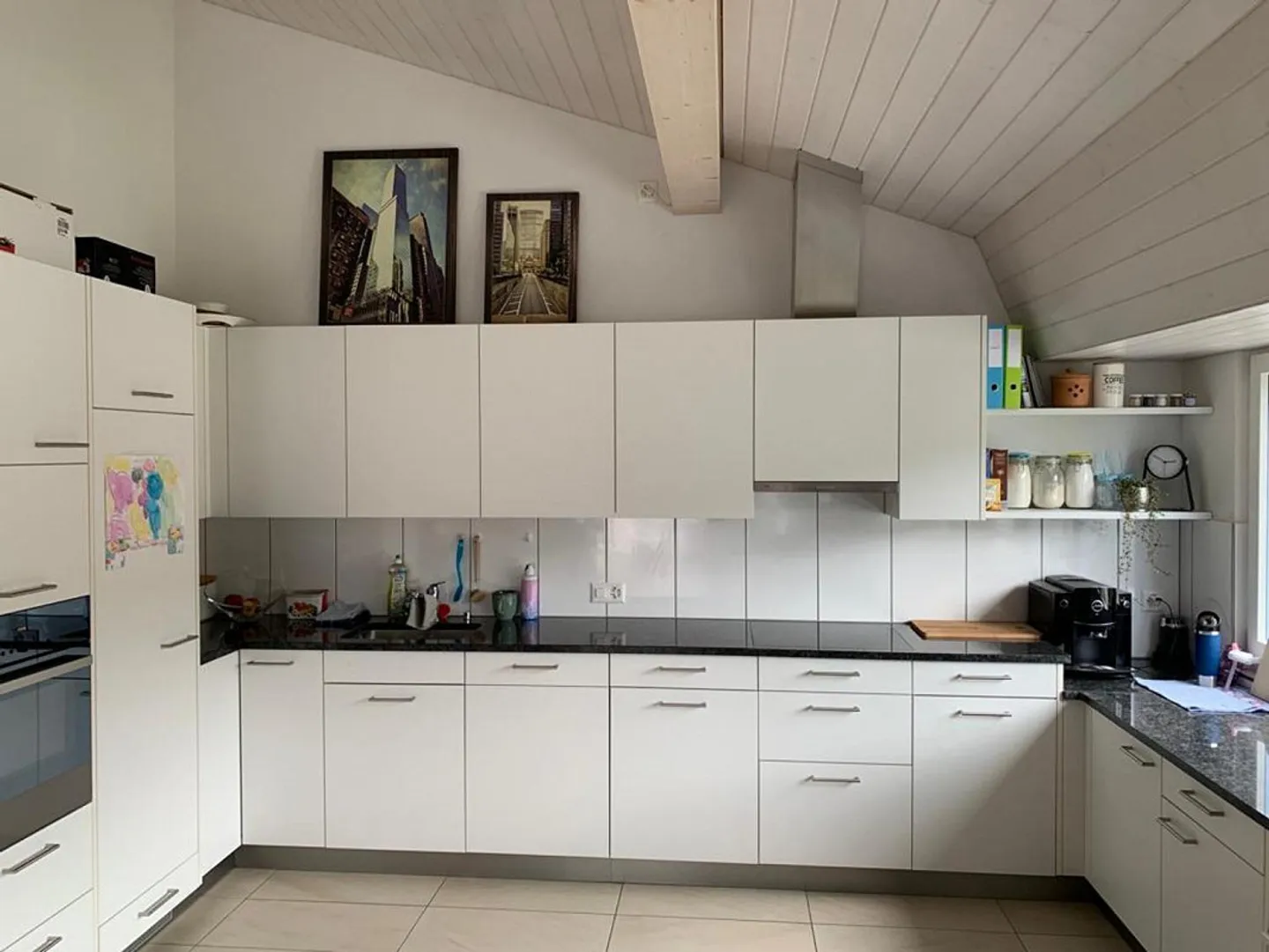 Appartement en attique avec borne de recharge à Ettingen, emplacement central - Photo 3 sur 6