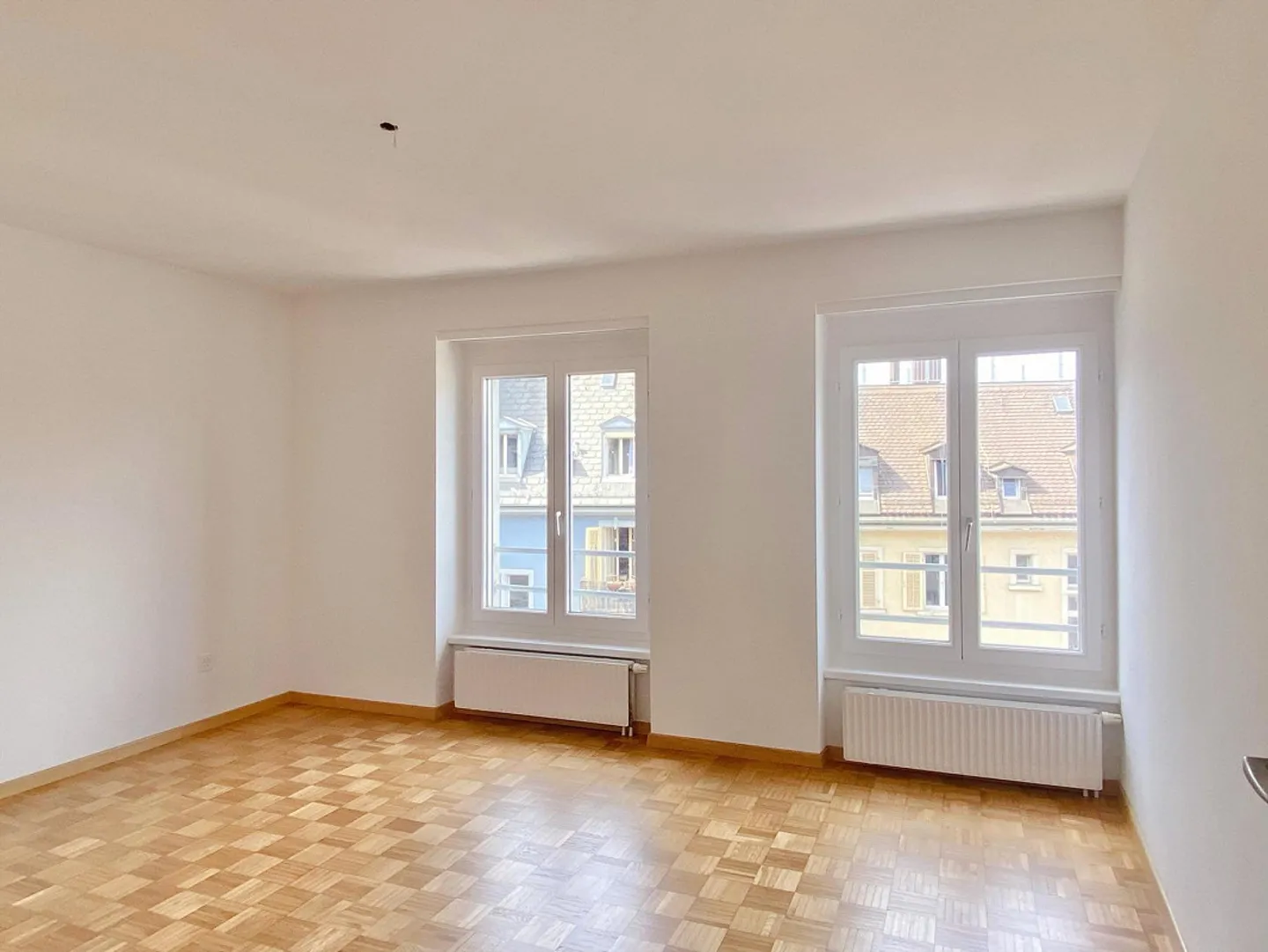 3.0 Room Apartment for Rent in Zurich District 5! - Photo 7 of 10