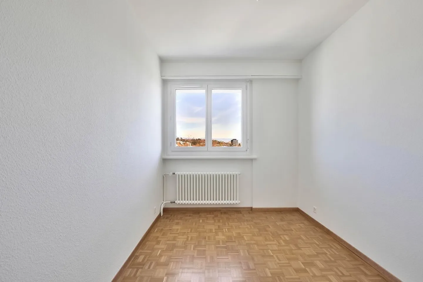 Appartement spacieux 5 pièces - Photo 4 sur 9