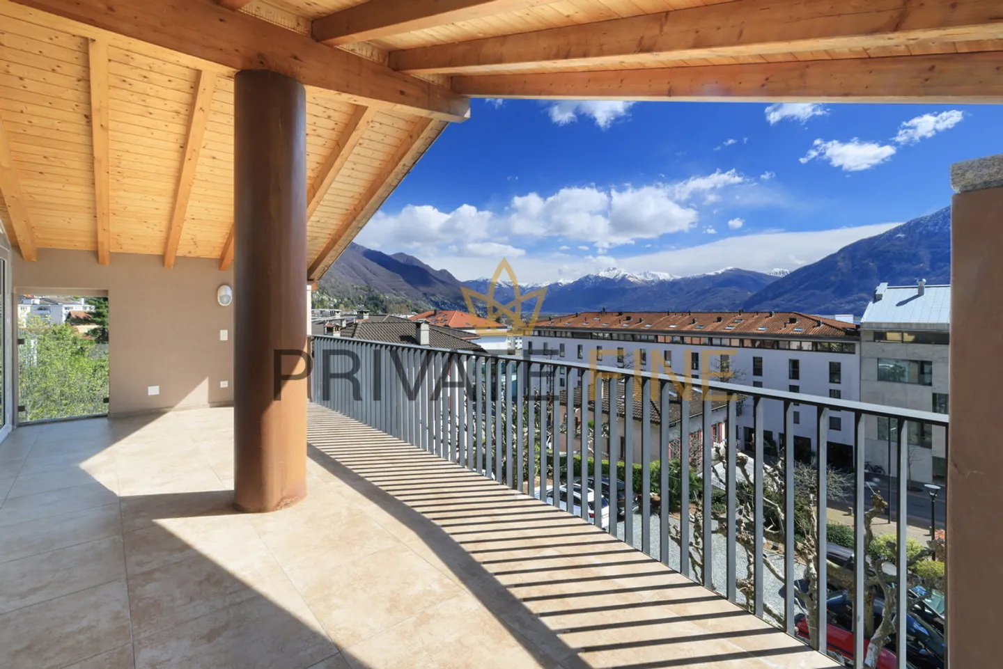 Charmante Attikawohnung in Minusio - Foto 3 von 4