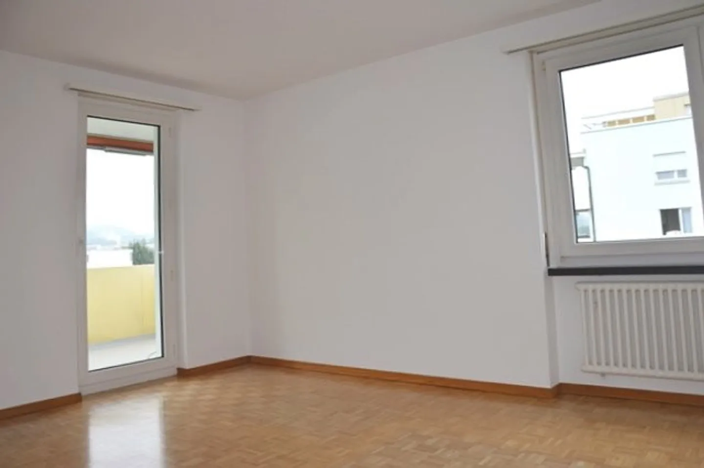 Appartement 4.5 pièces élégant - Photo 3 sur 6
