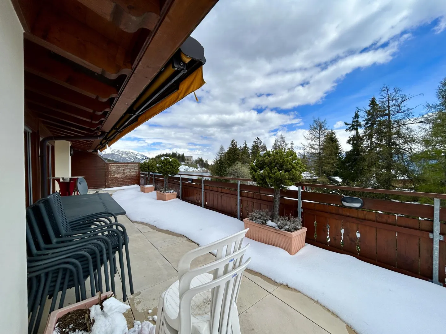 Raro: Elegante Attico-Duplex di alto livello nel cuore di Crans-Montana - Foto 28 di 33