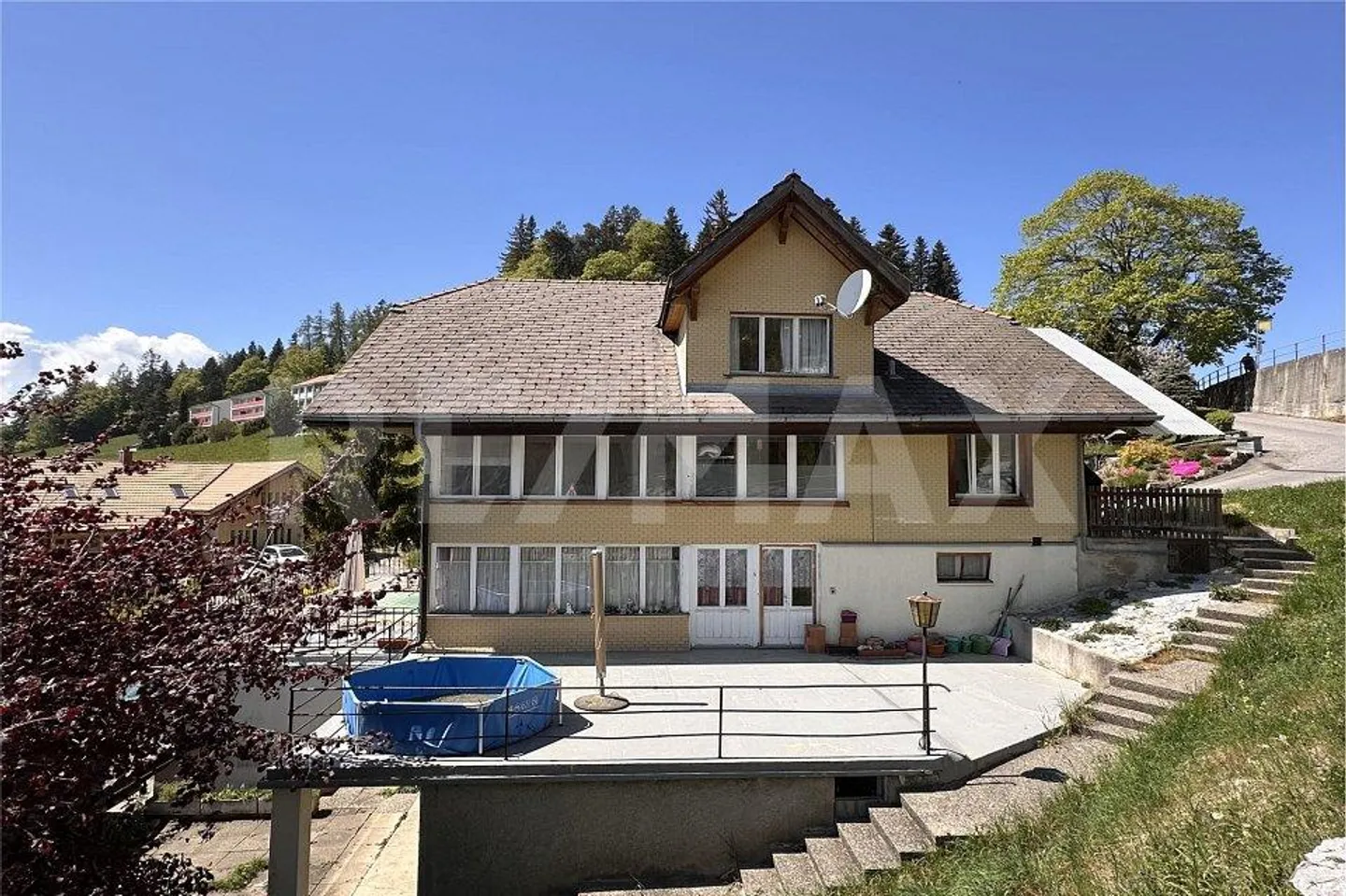 4-family house in a quiet, sunny location with a wide view - investment property - Photo 4 of 13
