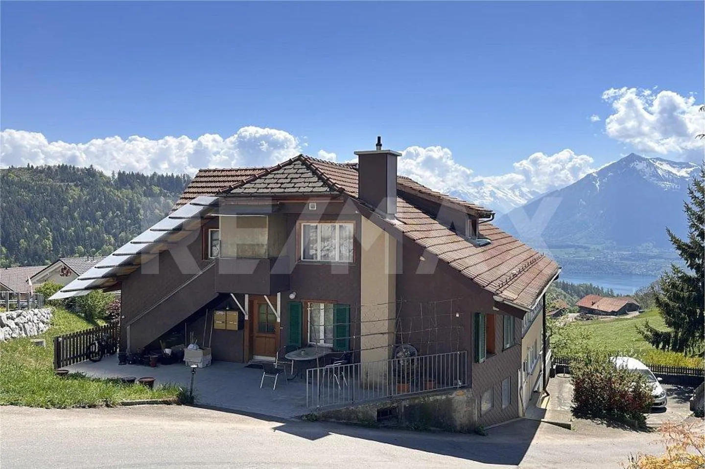 4-family house in a quiet, sunny location with a wide view - investment property - Photo 6 of 13