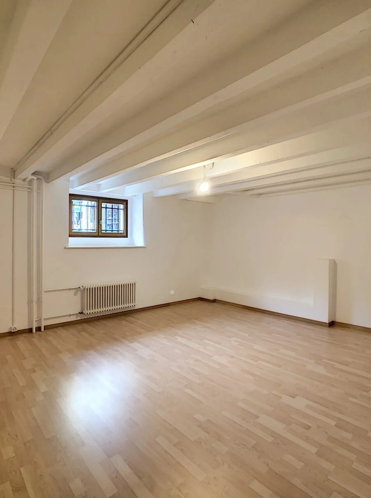 103 m² Verwaltungsfläche im Untergeschoss - Foto 6 von 8