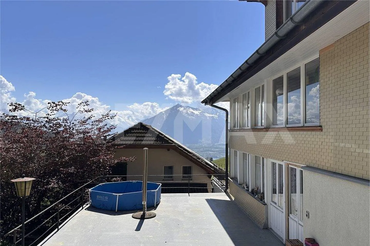 4-family house in a quiet, sunny location with a wide view - investment property - Photo 8 of 13