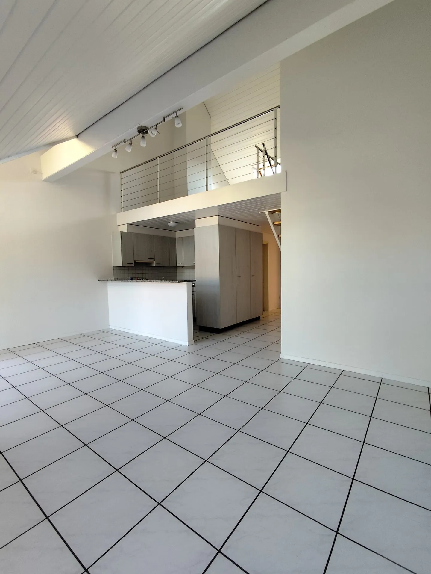 Charming Loft Apartment with Gallery - Photo 2 of 9