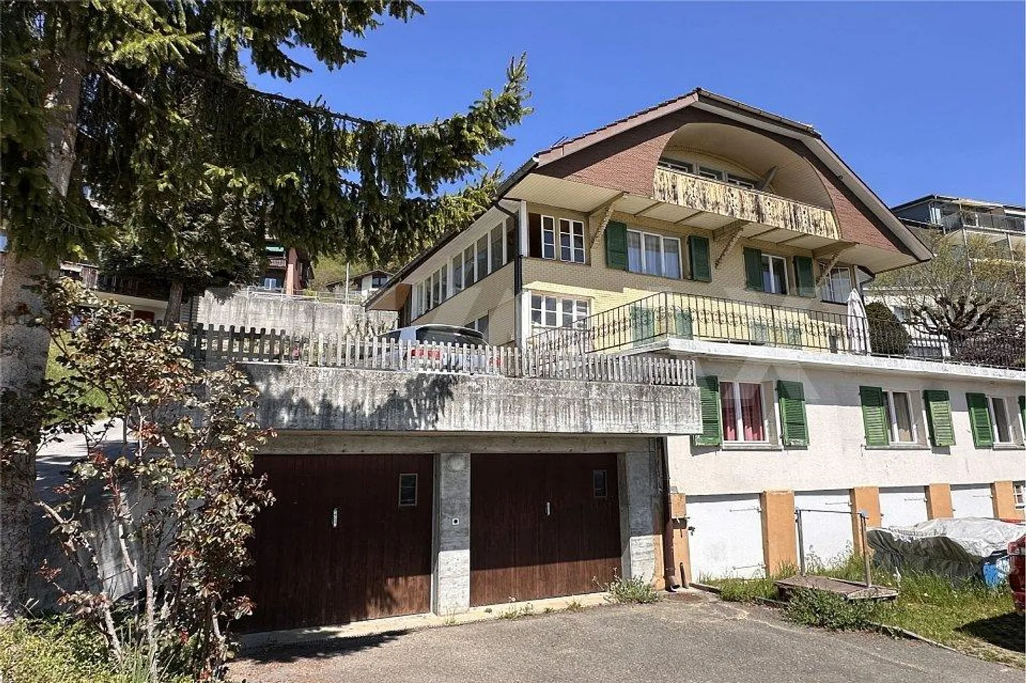 4-family house in a quiet, sunny location with a wide view - investment property - Photo 9 of 13