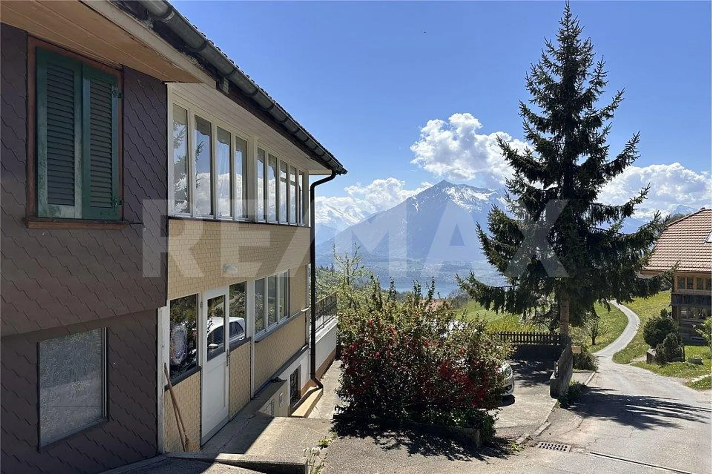 4-family house in a quiet, sunny location with a wide view - investment property - Photo 10 of 13