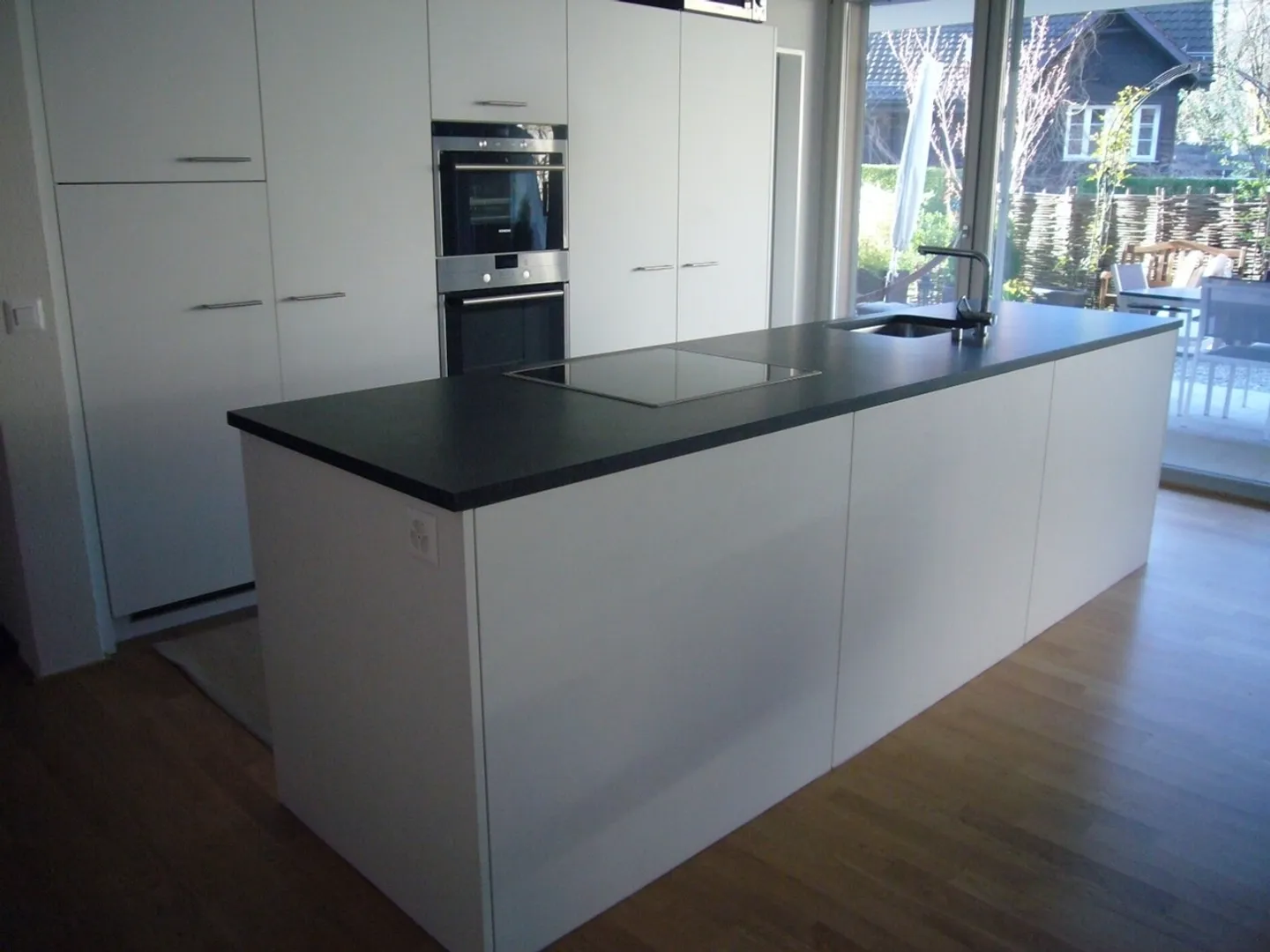 Appartement moderne et lumineux de 4,5 pièces avec espace jardin à Sankt Margrethen - Photo 2 sur 11
