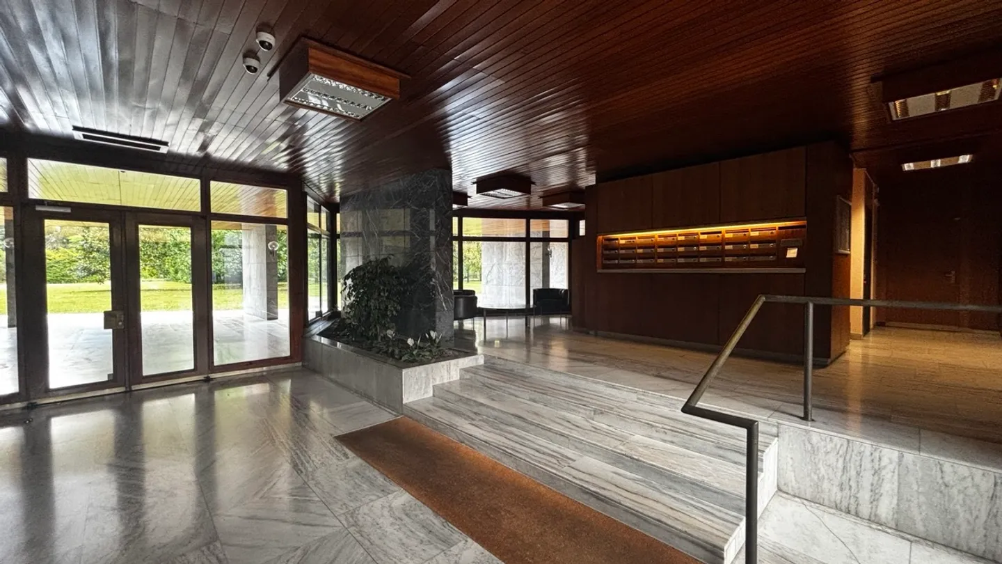 Geräumige 4-Zimmer-Wohnung - Le Grand-Saconnex - Foto 3 von 7