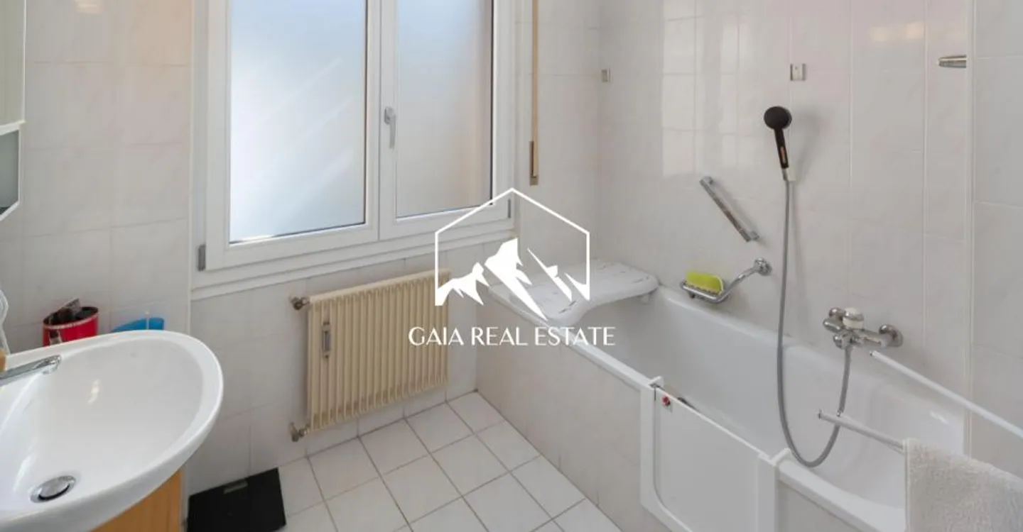3.5 stanze nel cuore di Crans Montana con vista e garage - Foto 7 di 12