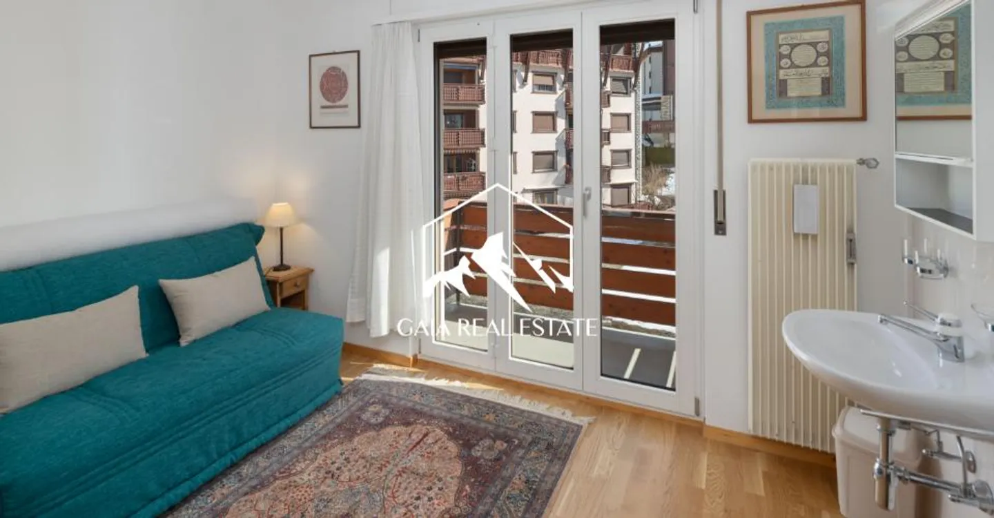 3.5 stanze nel cuore di Crans Montana con vista e garage - Foto 8 di 12