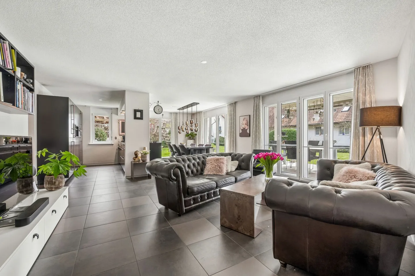 Moderne 4.5-Zimmer-Wohnung mit optionalem Zusatzraum und variabler Grundrisslösung - Foto 4 von 13