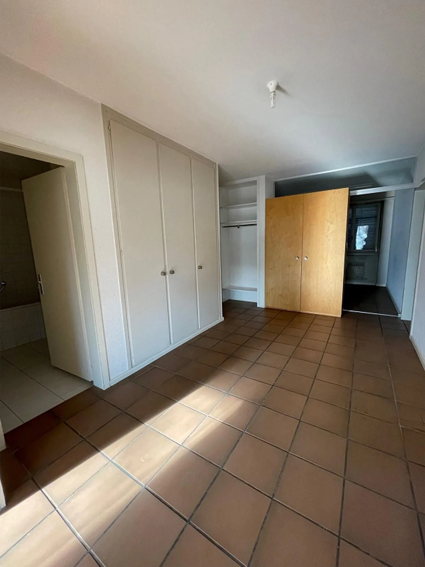 Looking for a new tenant for a temporary apartment - Photo 6 of 12