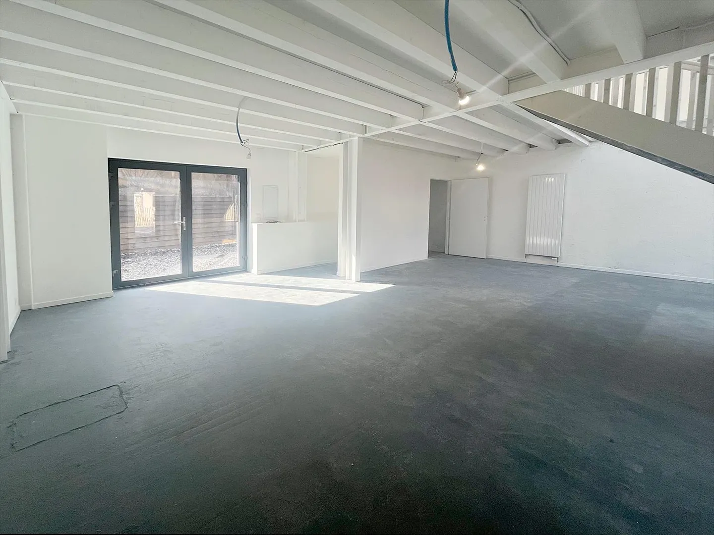 Schönes neues Duplex-Atelier in der Nähe des Bahnhofs - Foto 3 von 7