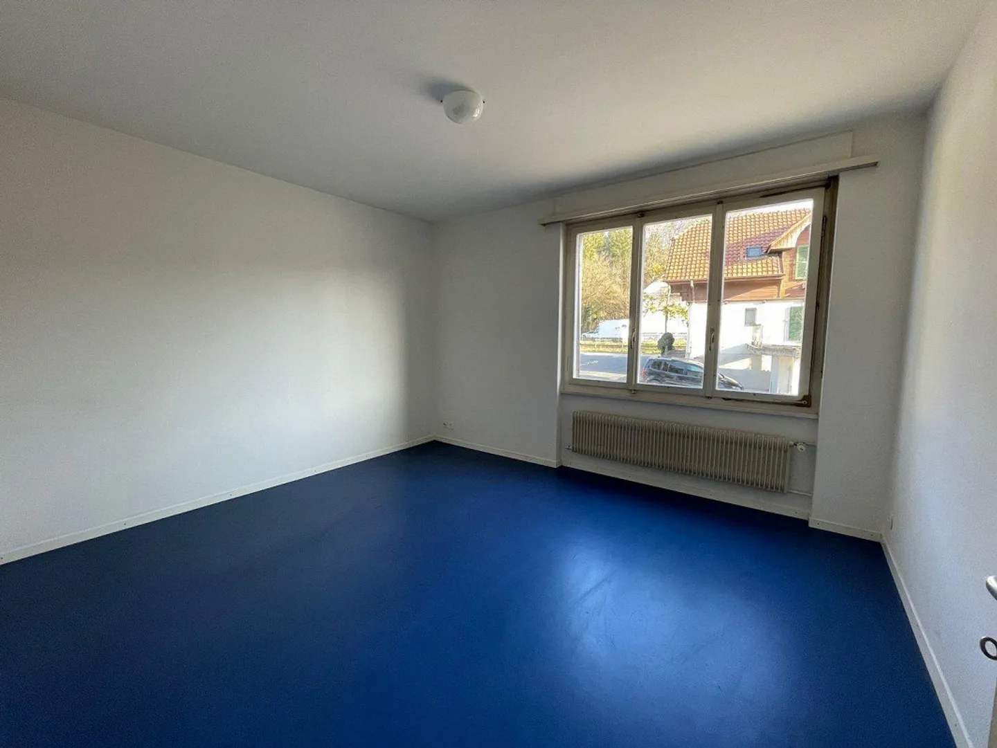 Looking for a new tenant for a temporary apartment - Photo 8 of 12