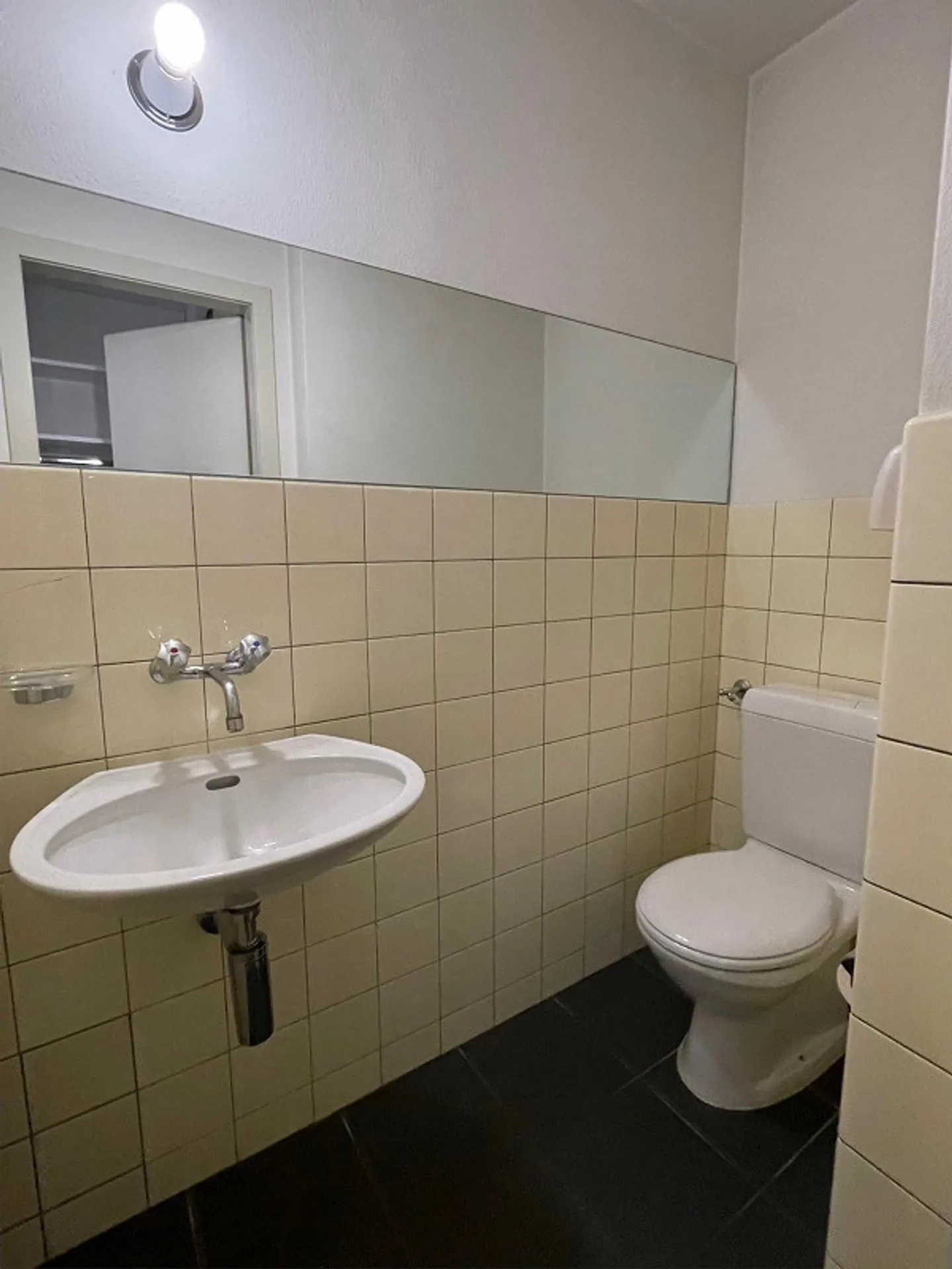 Looking for a new tenant for a temporary apartment - Photo 11 of 12