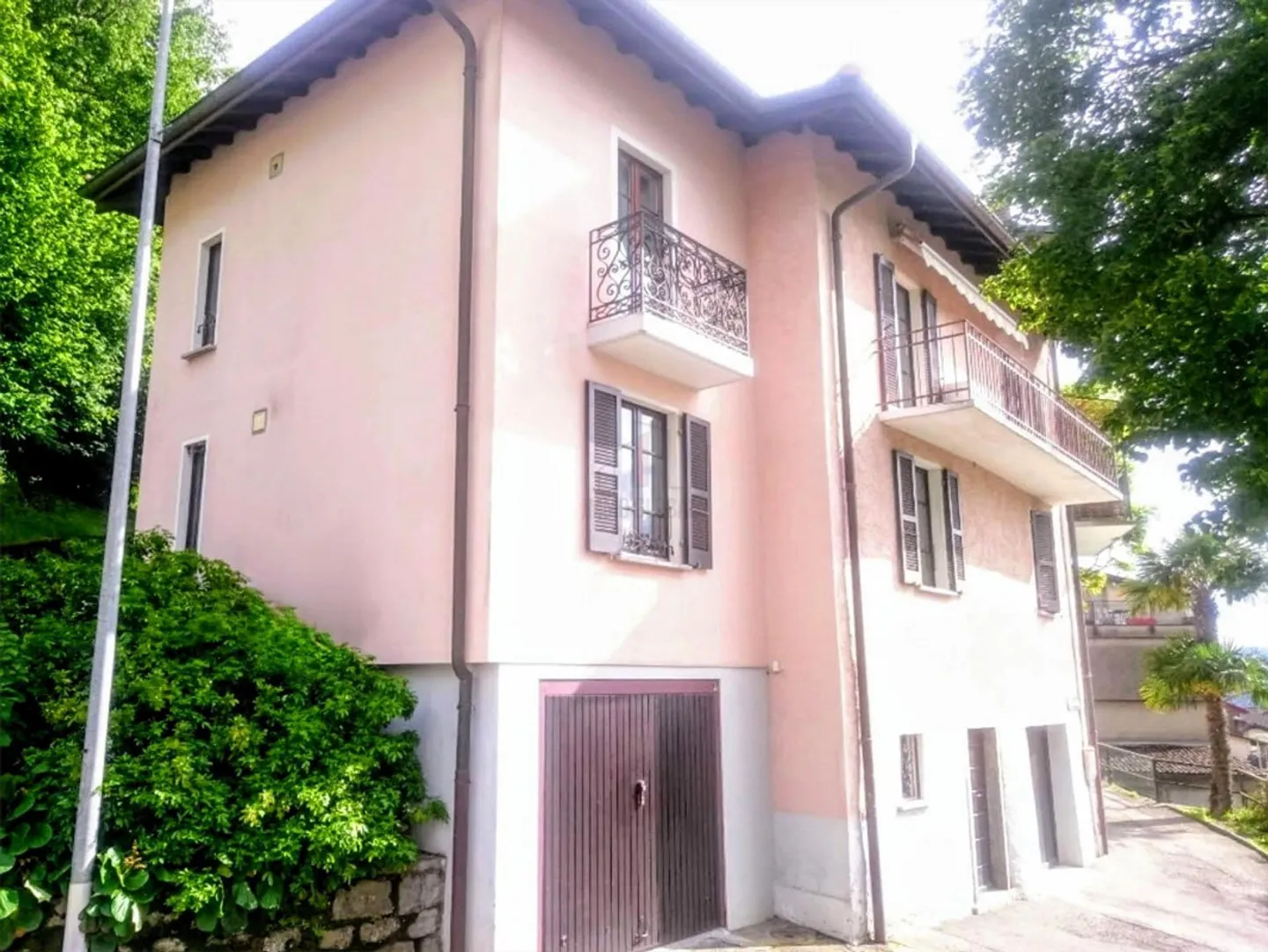 Proprietà Indipendente con Vista Lago - Foto 1 di 11