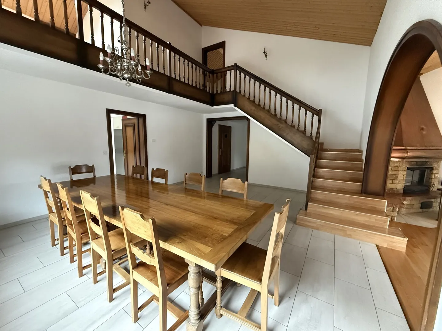 Ampio appartamento duplex in attico su due piani - Foto 1 di 26