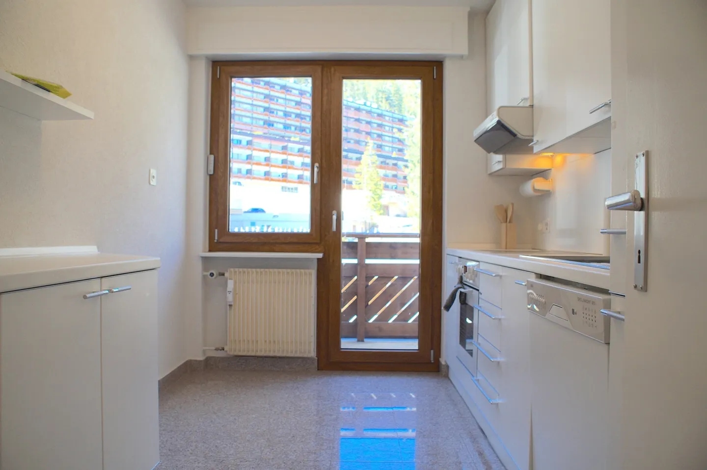 Appartamento ristrutturato a Crans-Montana - Foto 5 di 13