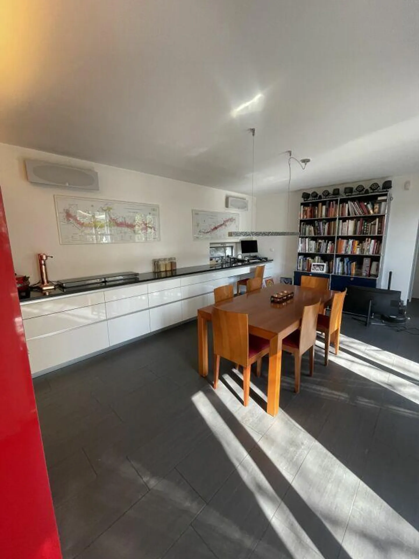 Grande Casa Unifamiliare - Foto 3 di 5