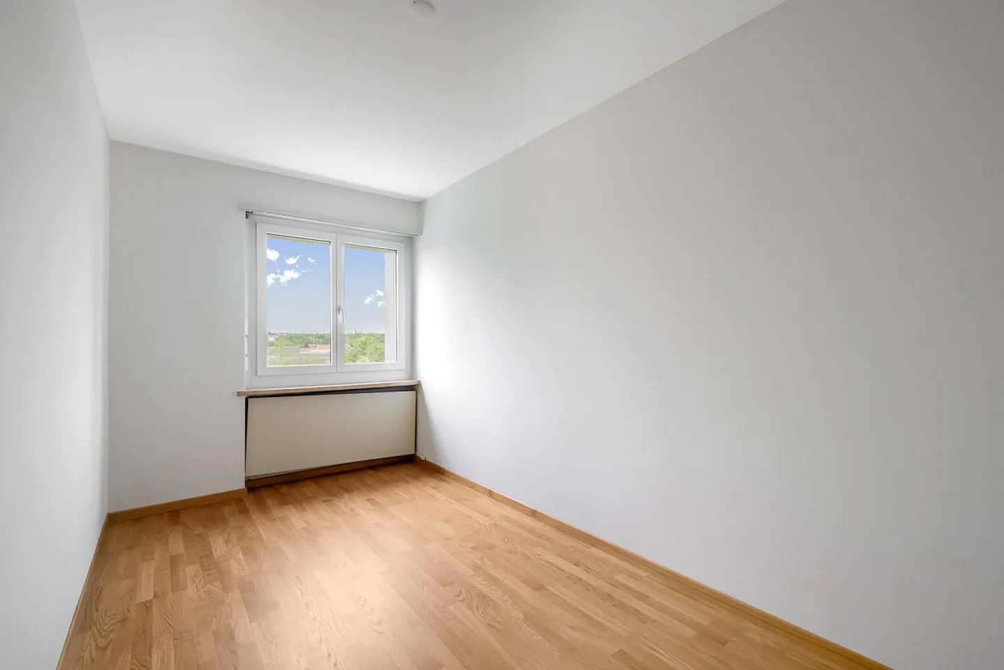 Bright 3-Room Apartment in Zurich - Photo 6 of 9