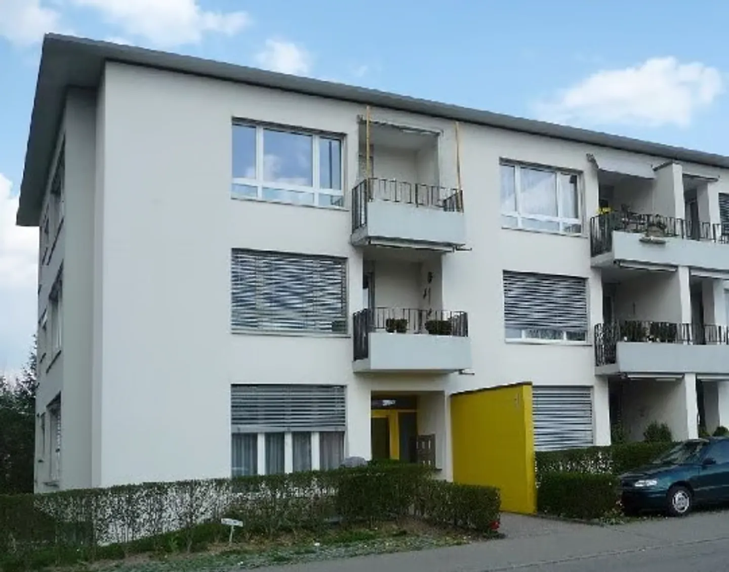 Helle Wohnung mit Gartenistzplatz - Foto 3 di 8