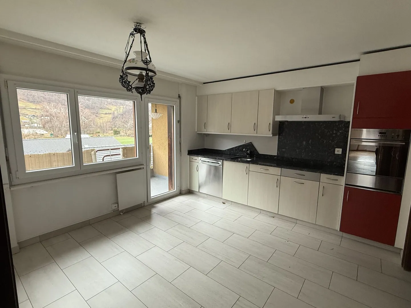 Ampio appartamento duplex in attico su due piani - Foto 8 di 26