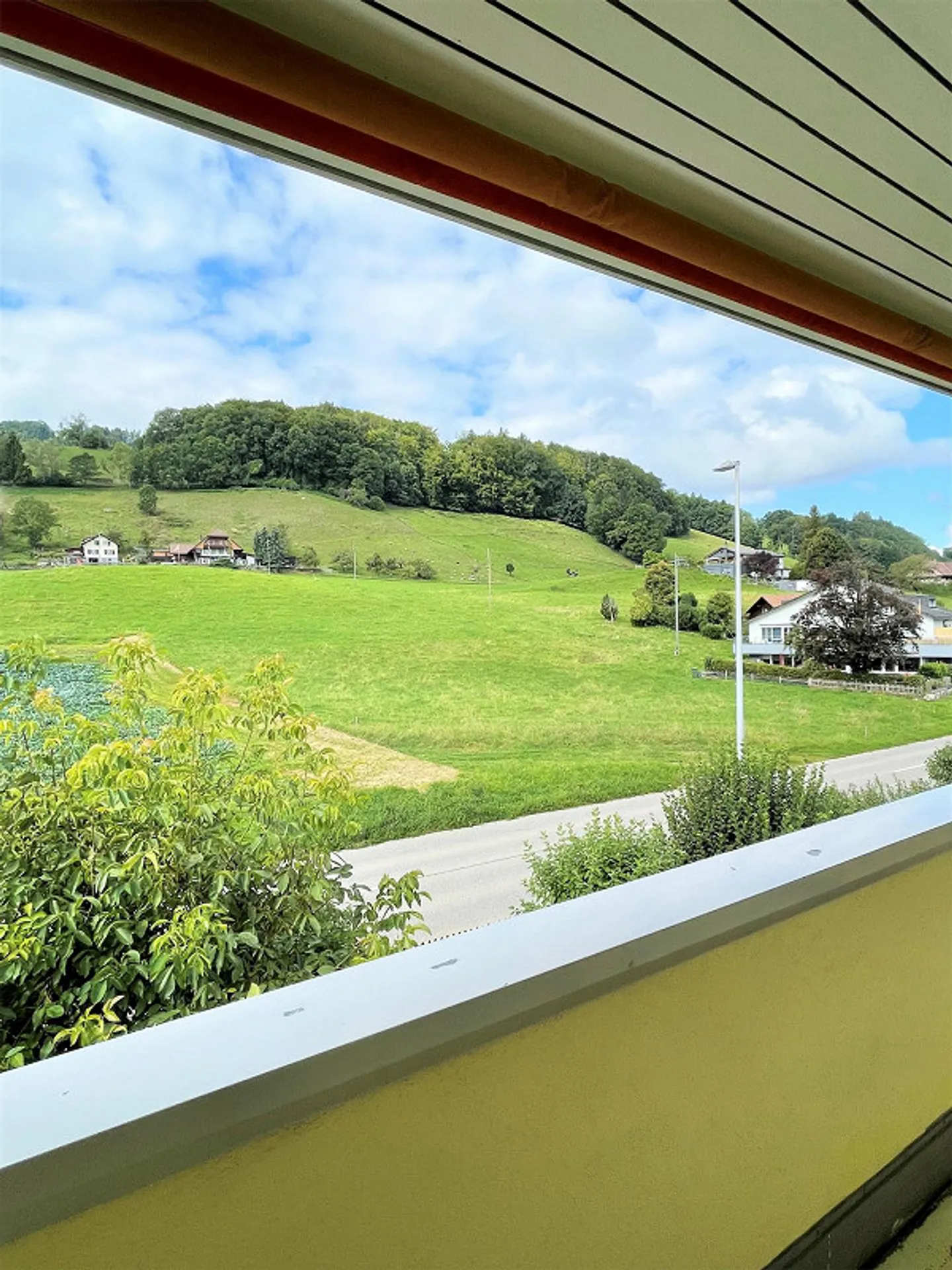 Appartamento 3 locali con area giardino a Belp - Foto 1 di 7