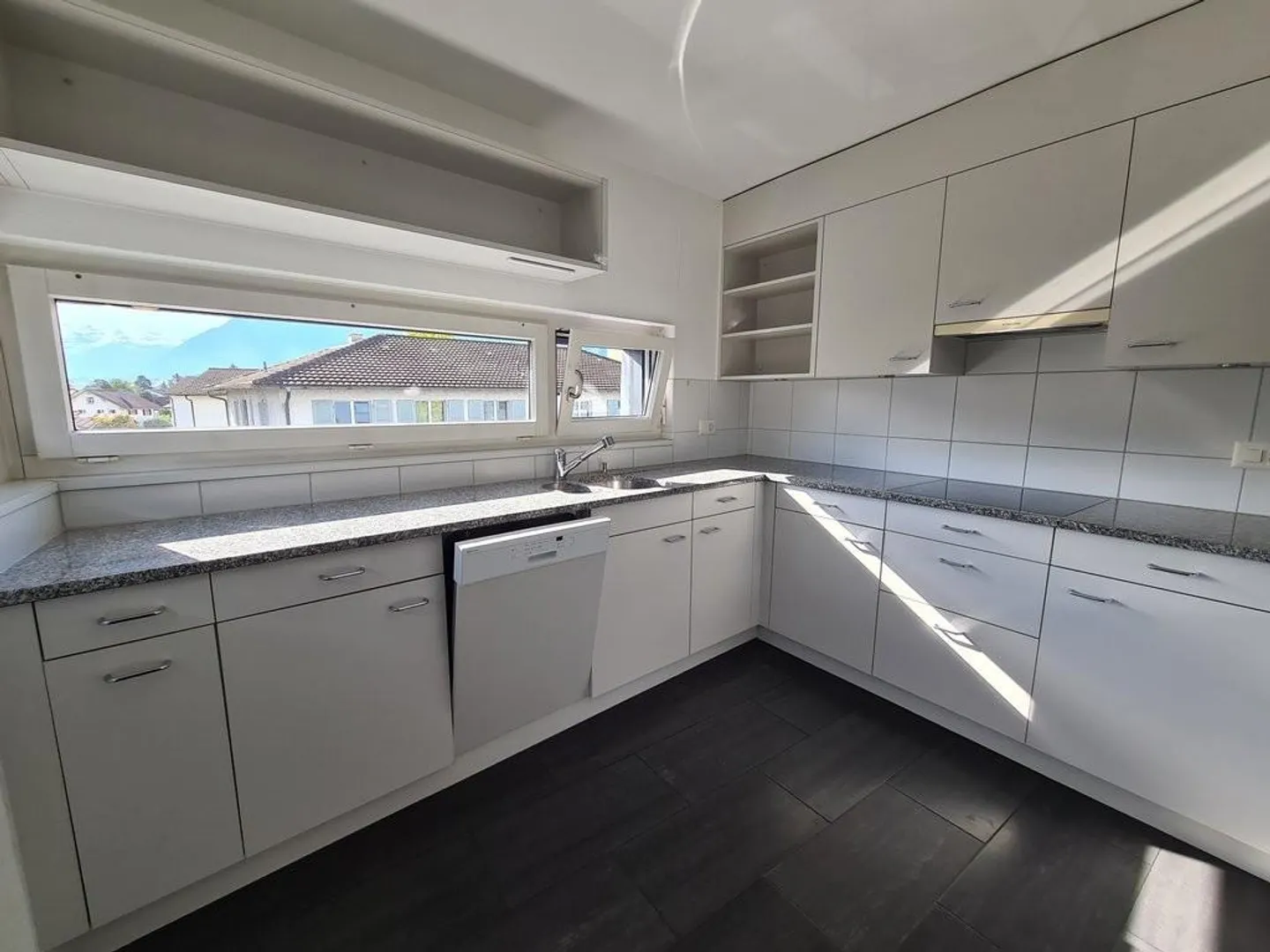 Appartamento spazioso con panorama montano! - Foto 3 di 9