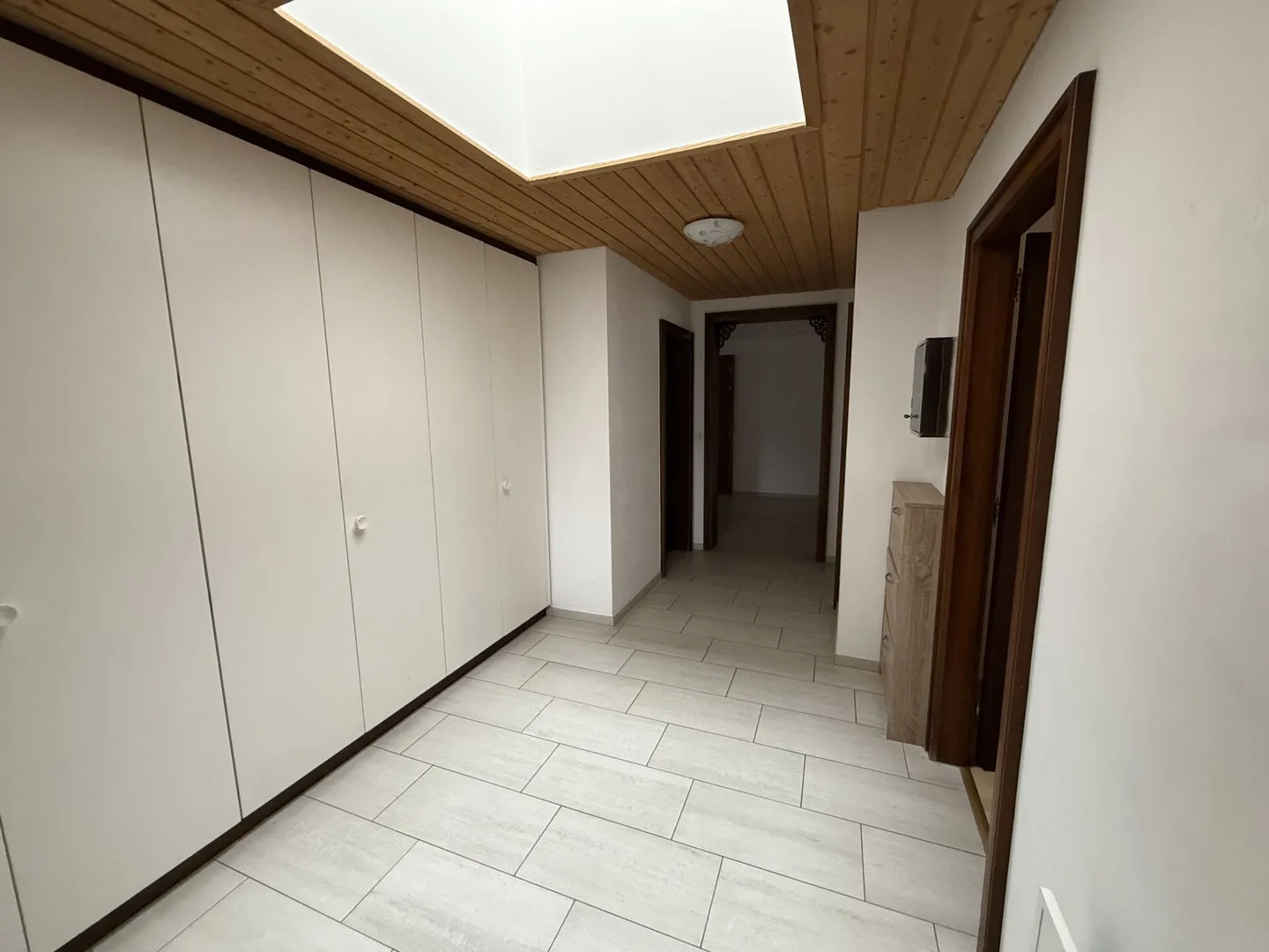 Ampio appartamento duplex in attico su due piani - Foto 13 di 26