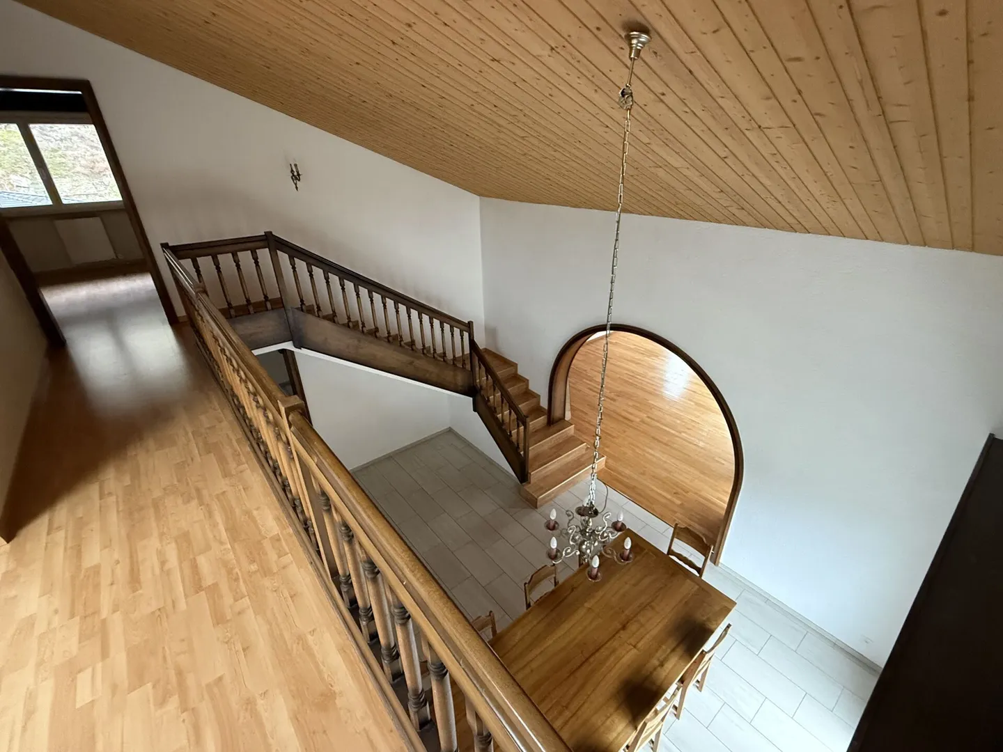 Ampio appartamento duplex in attico su due piani - Foto 18 di 26