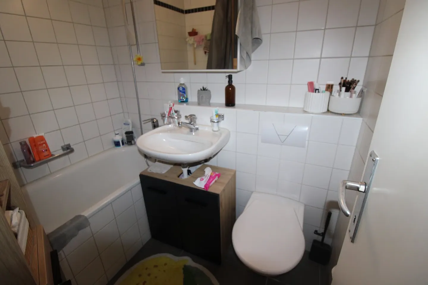 Helle Wohnung mit Gartenistzplatz - Foto 7 di 8