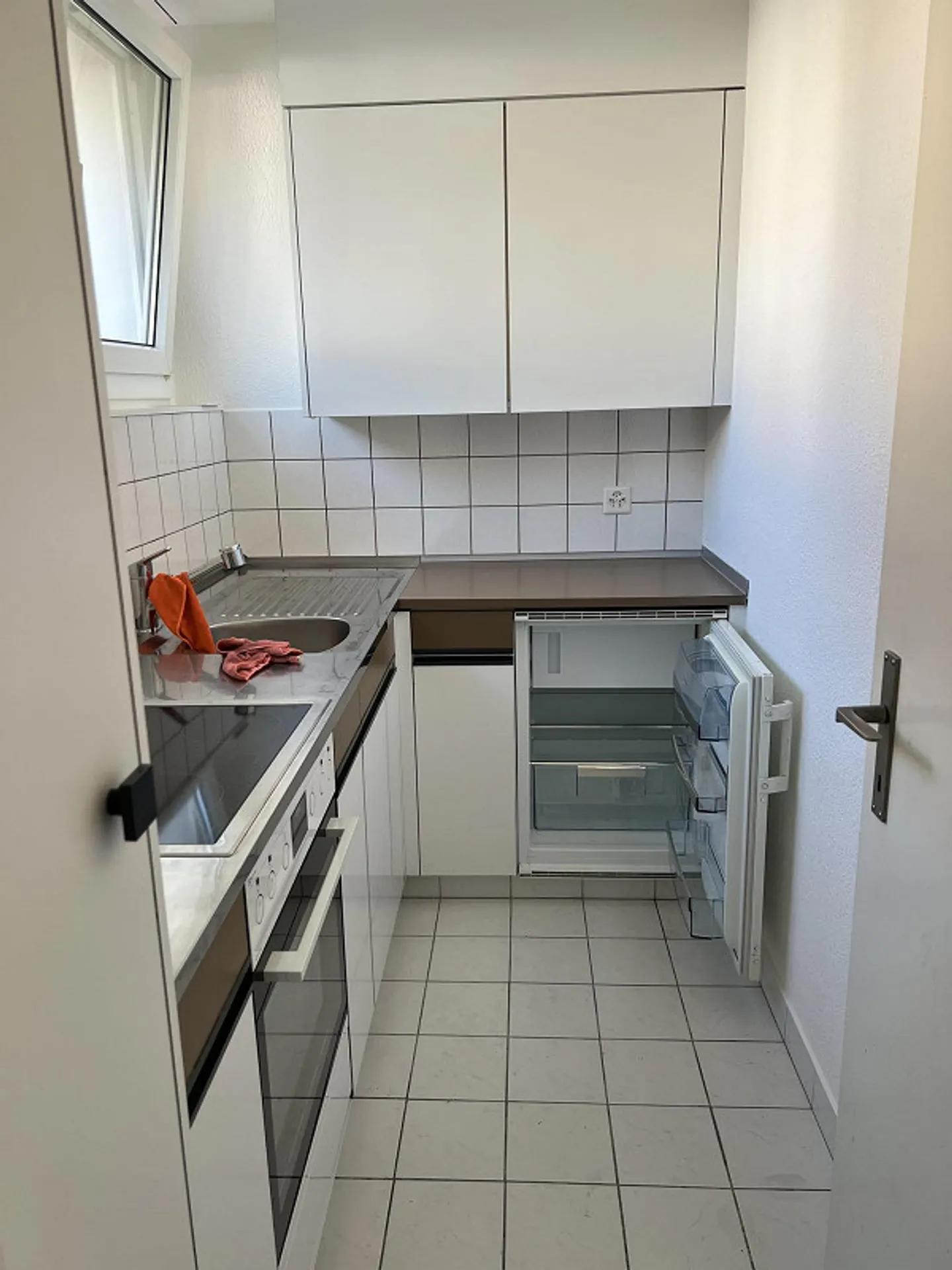 2 Room Apartment - Photo 2 of 9