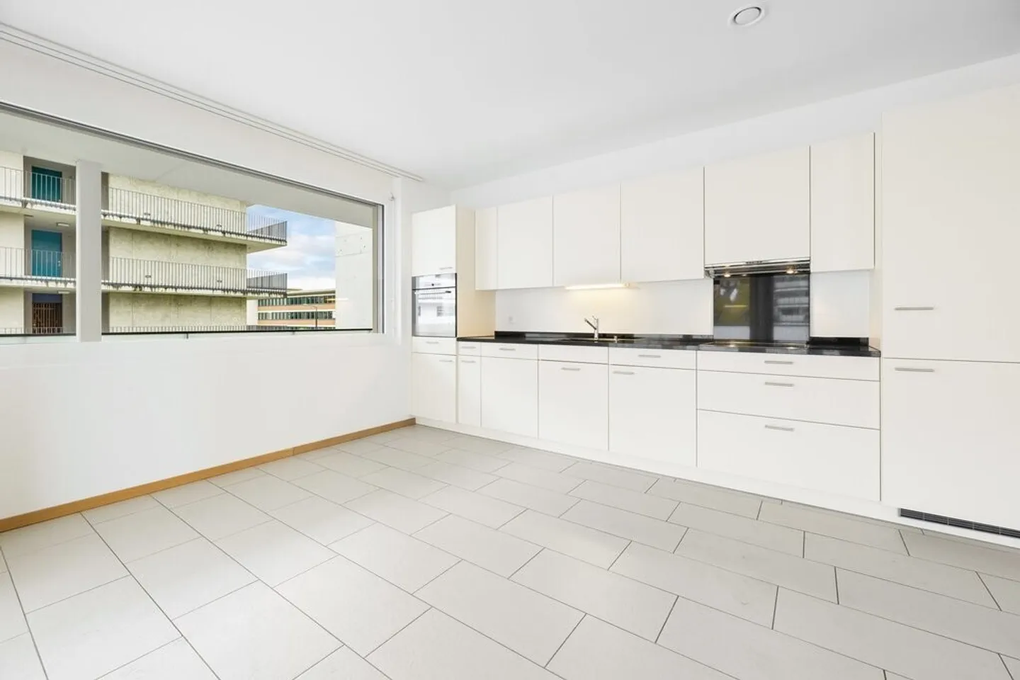 Appartement familial ensoleillé dans le vert - Photo 7 sur 12