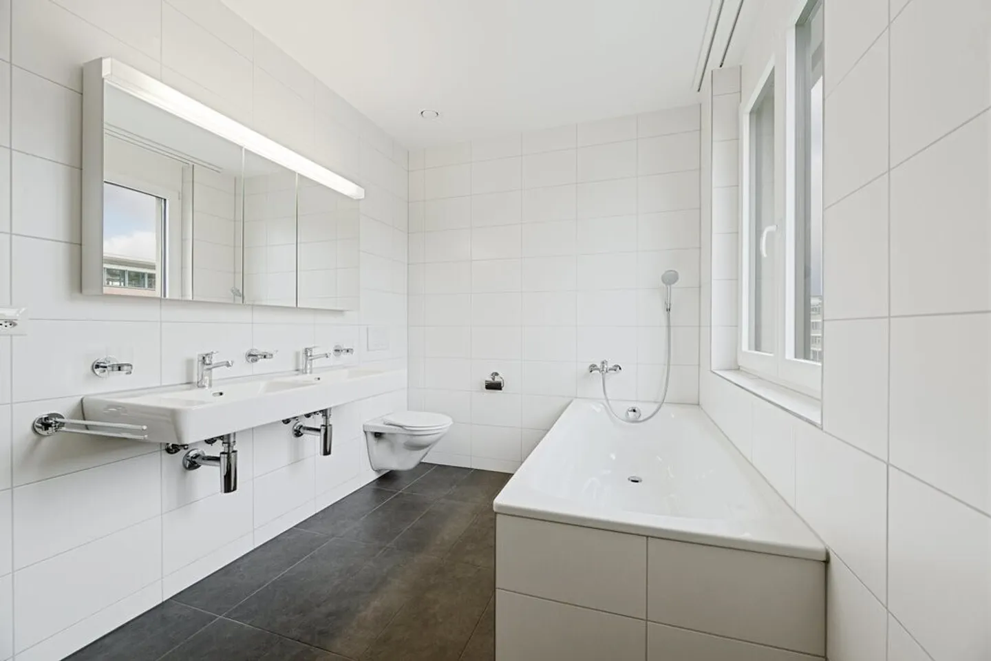 Appartement familial ensoleillé dans le vert - Photo 8 sur 12